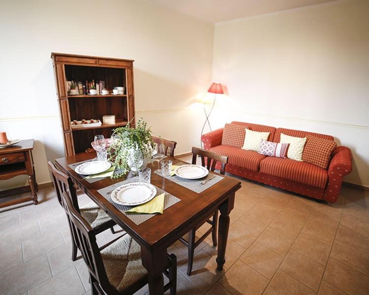 Palazzo Le Muse Apartments Bevagna Extérieur photo